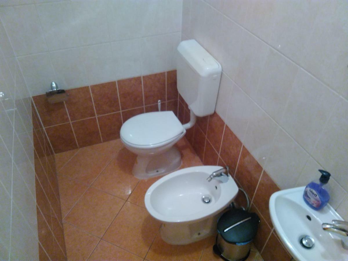 Appartement Apartman Mladic à Malinska Extérieur photo